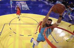 塔图姆在老鹰比赛中大比分获胜，出色发挥引发热议！