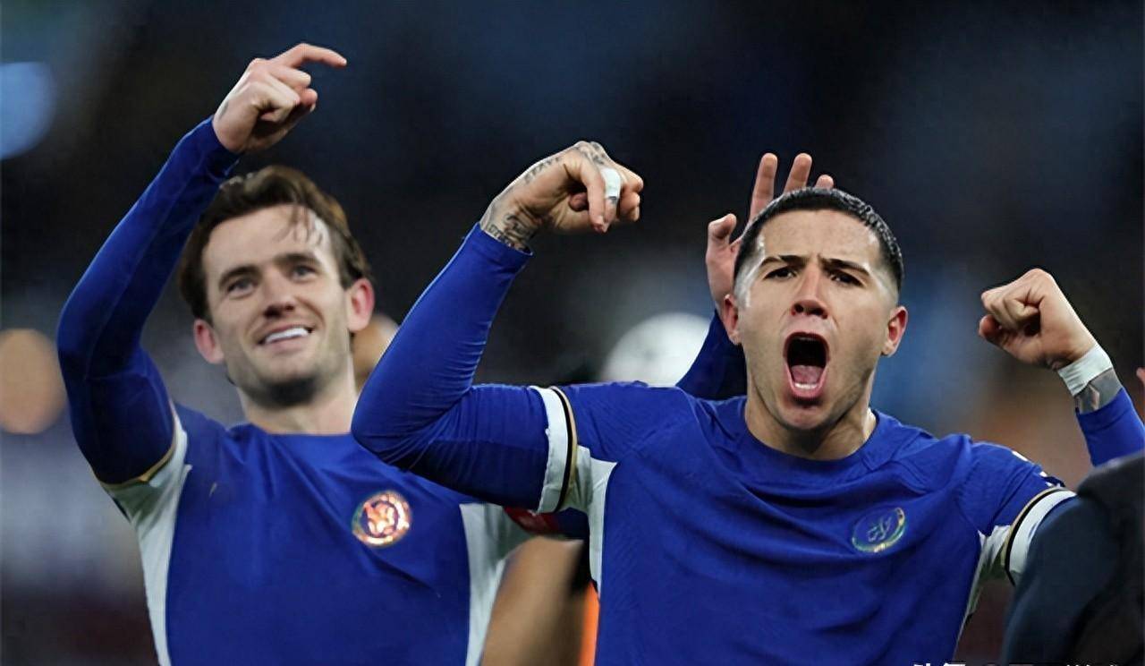 切尔西击败强敌，英超联赛保持不败纪录的简单介绍