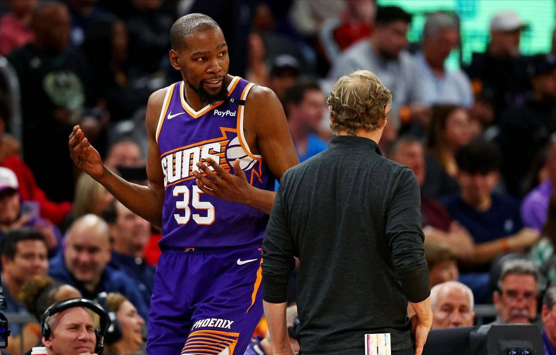 杜兰特险胜詹姆斯，官方宣布新规关键表现点燃全场！