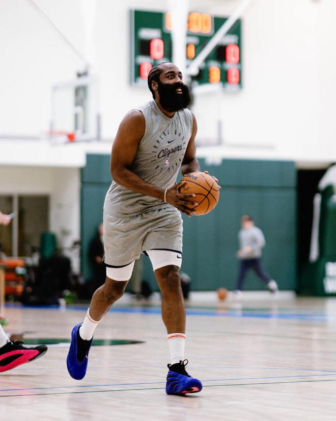 哈登爆发新星,三连败刷新纪录,国王球队迎来希望! 哈登爆发新星,三连败刷新纪录,国王球队迎来希望!