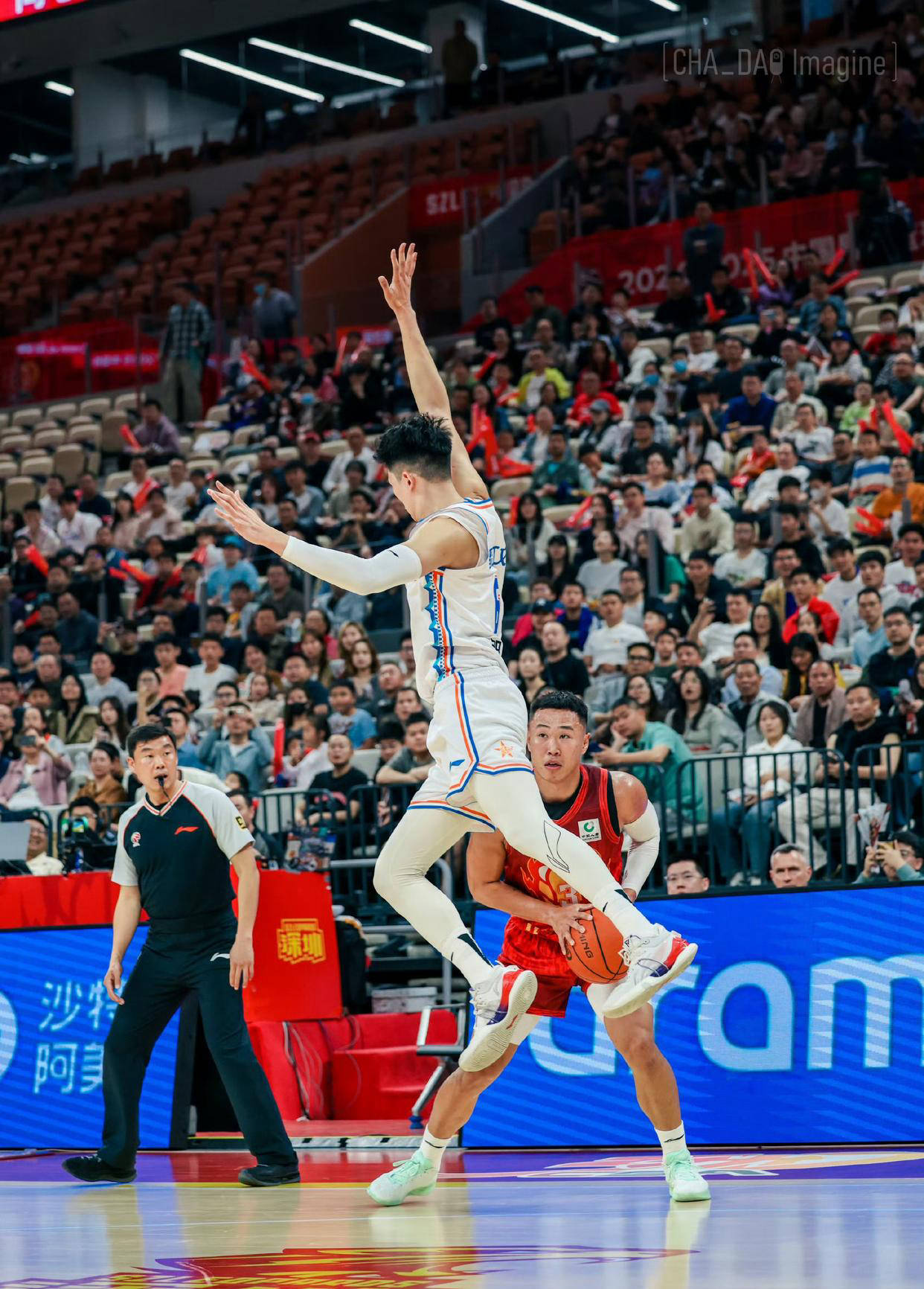 热火绝杀时刻,冲击季后赛点燃赛场,狂砍50分迎来胜利! 热火绝杀时刻,冲击季后赛点燃赛场,狂砍50分迎来胜利!