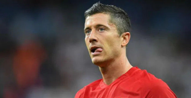 莱万多夫斯基遭遇二十连败，切尔西教练面临压力！